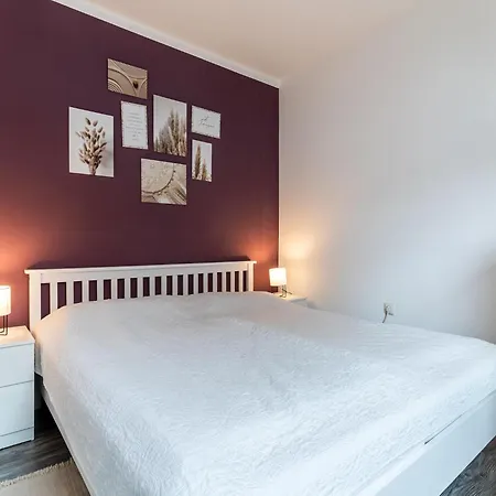 In ビューズム